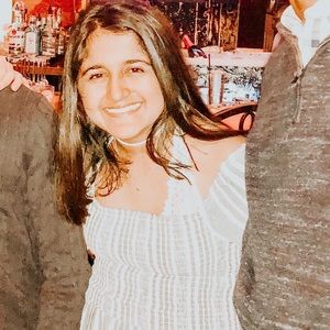 Meet your Posher, Angie